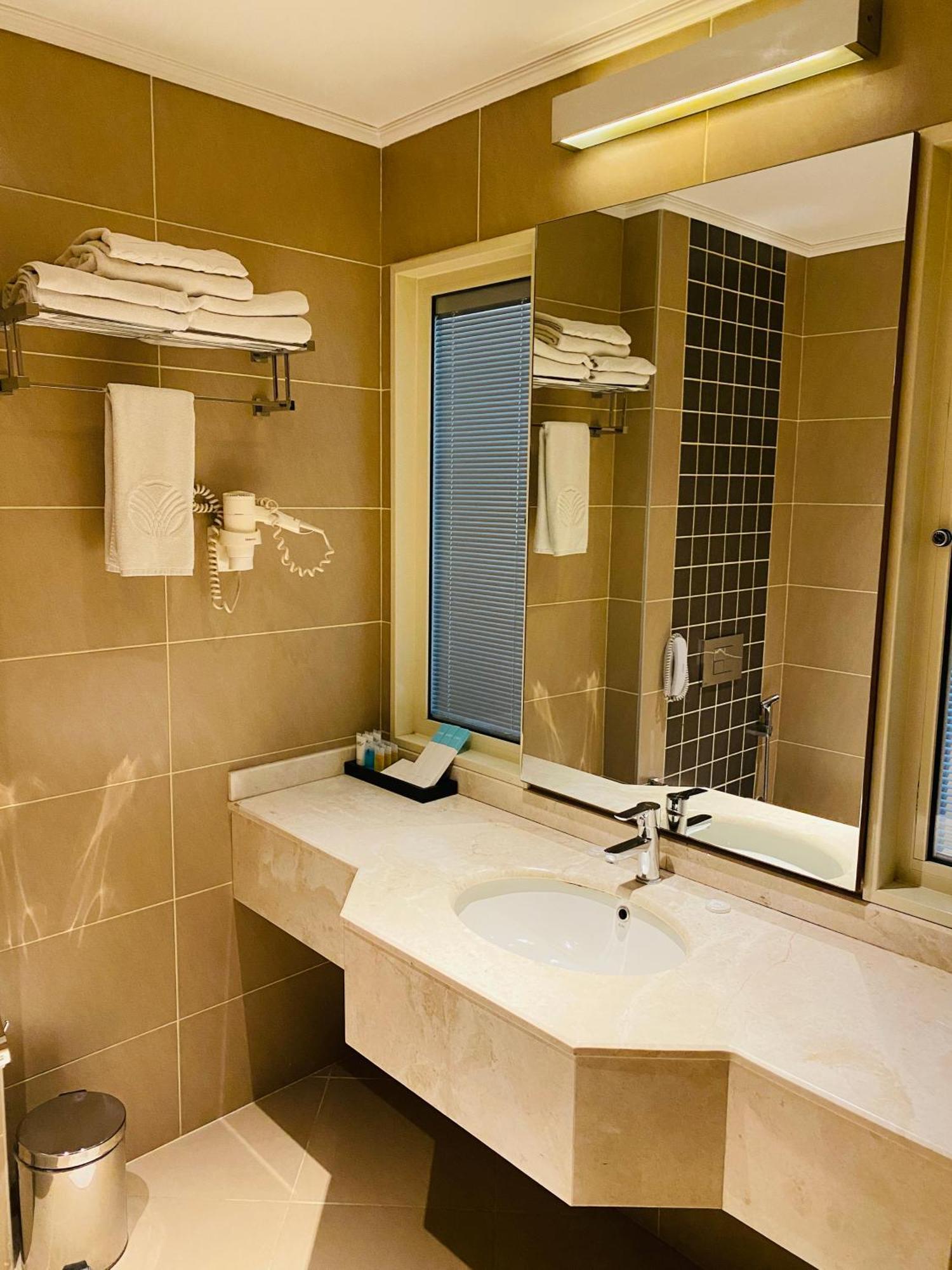 Karbala Rayhaan Hotel & Suites Экстерьер фото